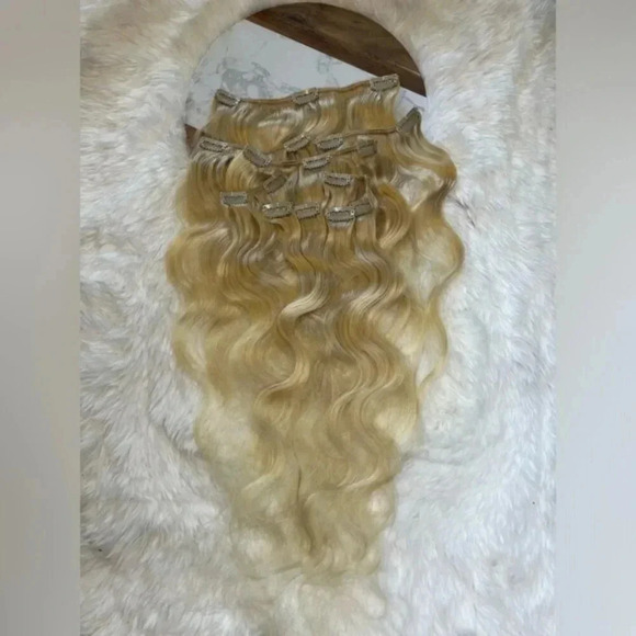 22 Inch Human hair Light Blonde Clip in extensions - Picture 5 of 6